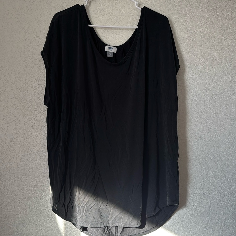 Women’s Old Navy black top